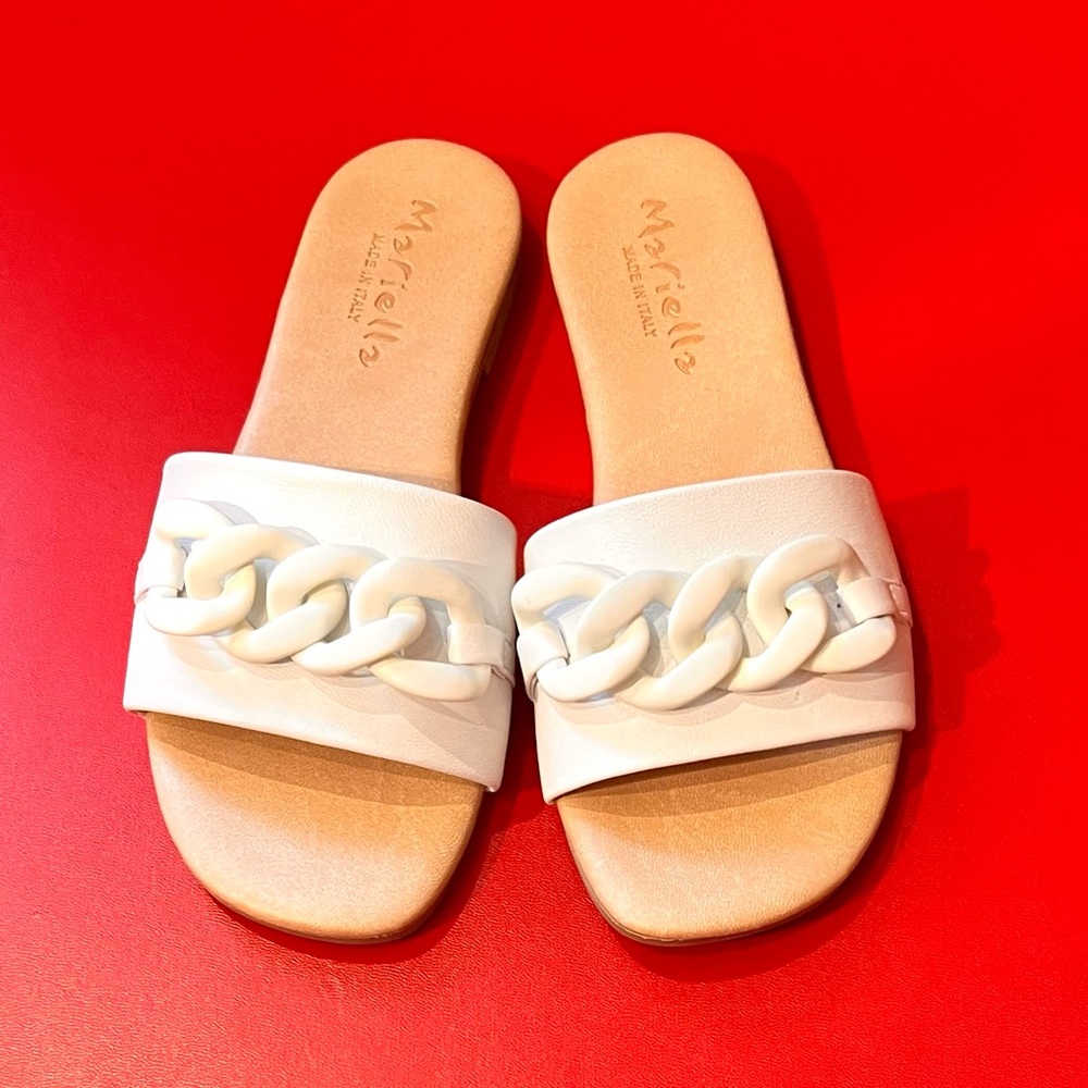 Mariella Big Chain Leather Slides - Picture 3 of 6